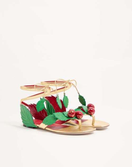 Valentino Garavani - Cherryfic Thong Sandal In Laminated Nappa And Kidskin - Antique Brass/multicolor - Woman - Sandals